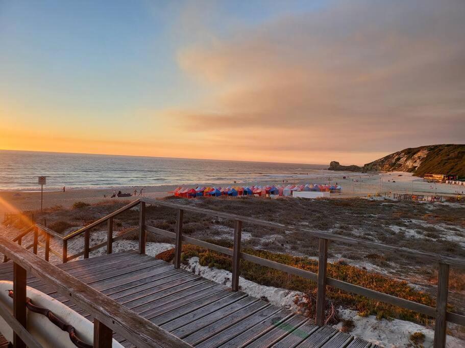 Nazare Uninterrupted Views And Sounds Of The Sea Daire Pataias Dış mekan fotoğraf